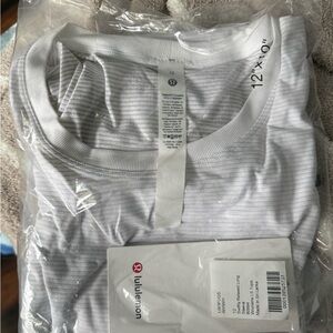 lululemon long sleeve relaxed swiftly